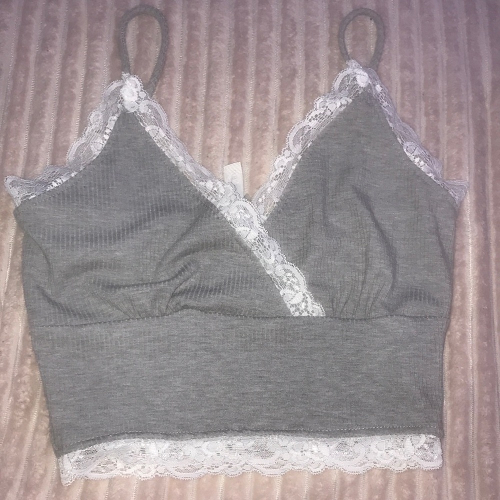 Grey tank top with white lace